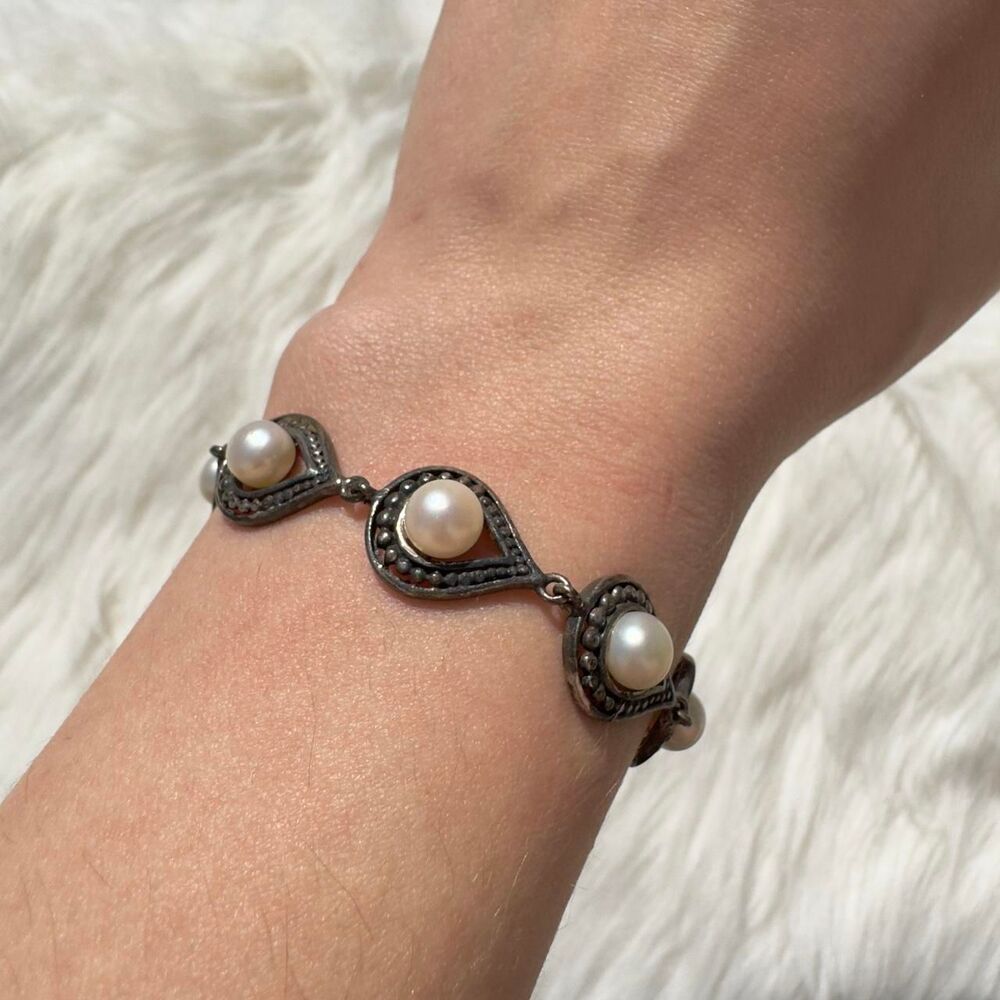Unbranded Women's Silver and Grey Jewellery
